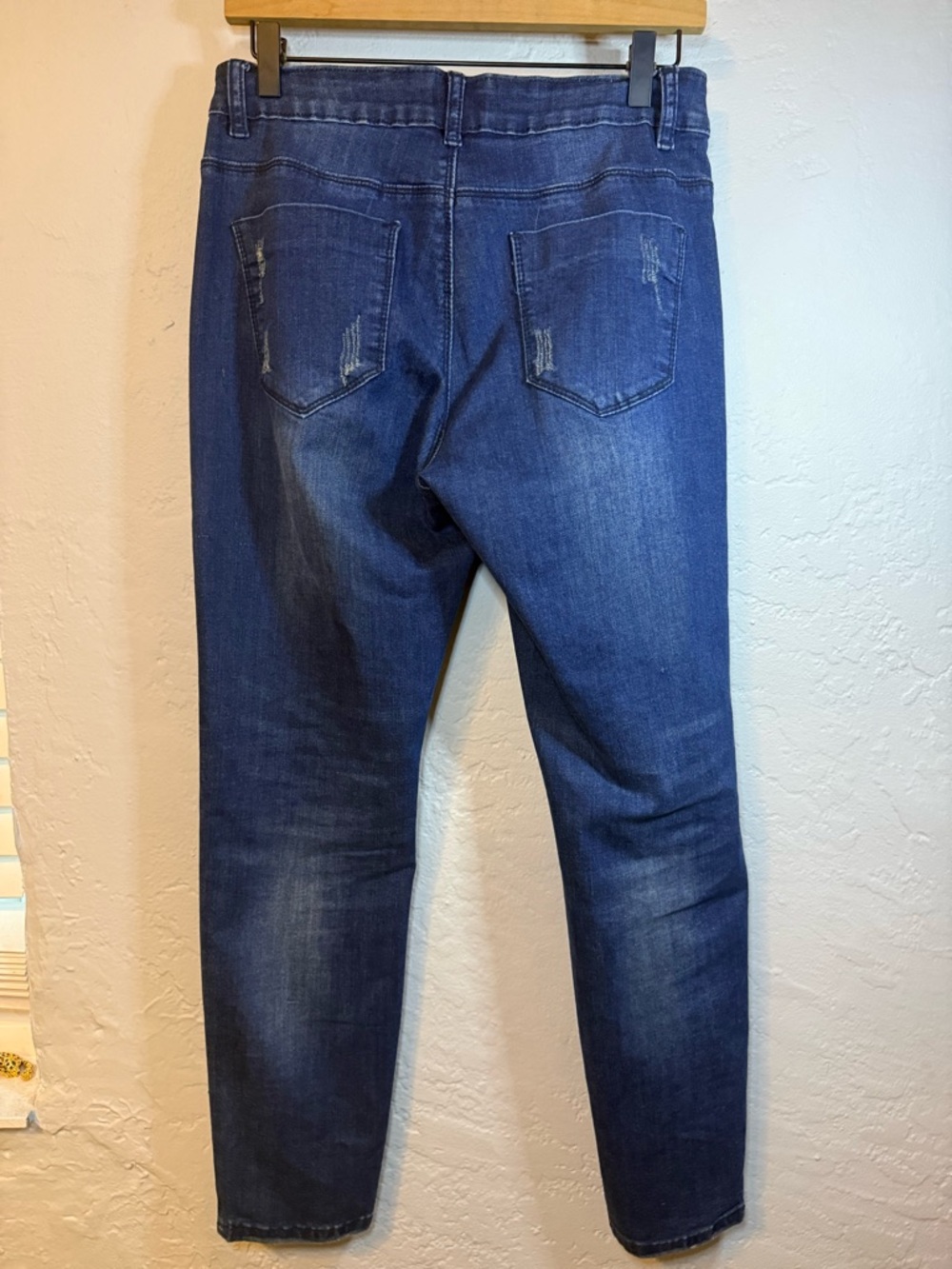 AZI Women’s Embellished Jeans Size 10 - Picture 5 of 7